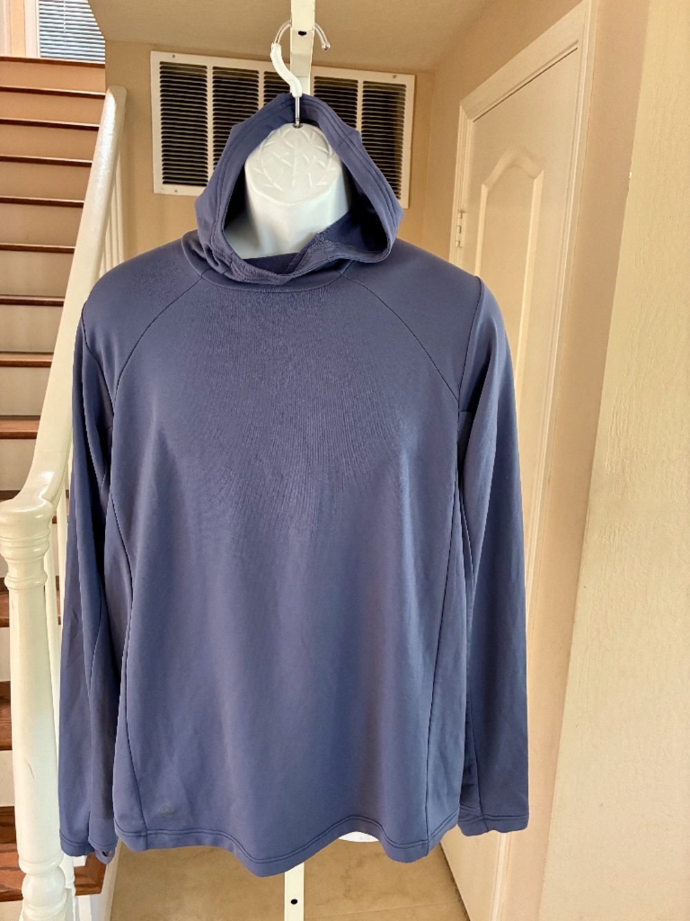 NWT Janji Revo Rover Hoodie Midlayer Nylon Merino Wool Soft Blue Moisture Wick L